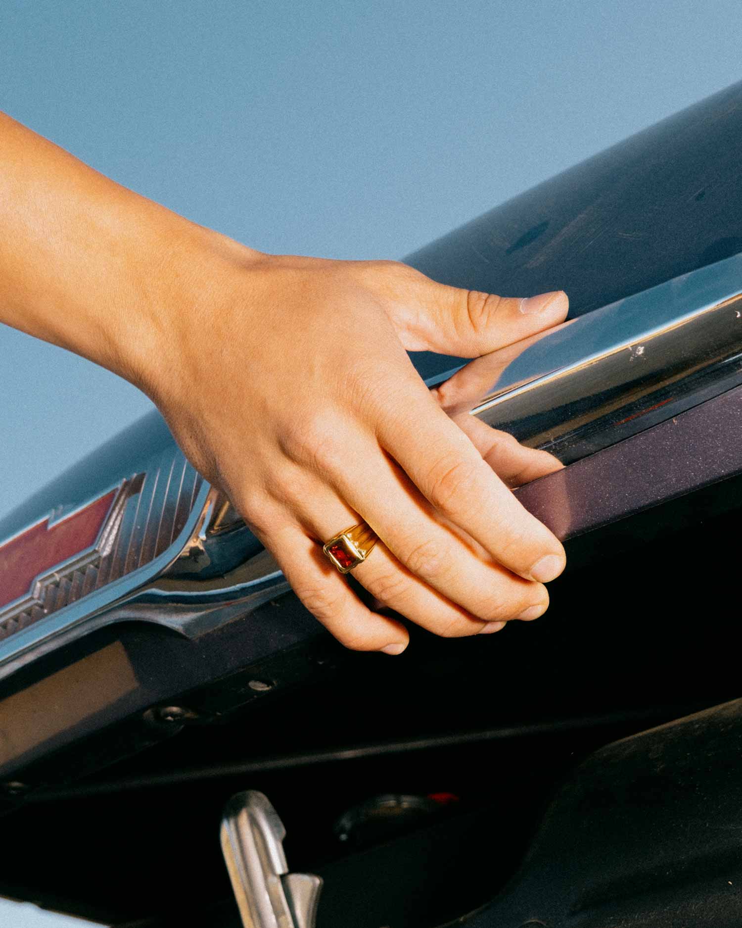 Tony's Ring Garnet & Chevrolet Apache